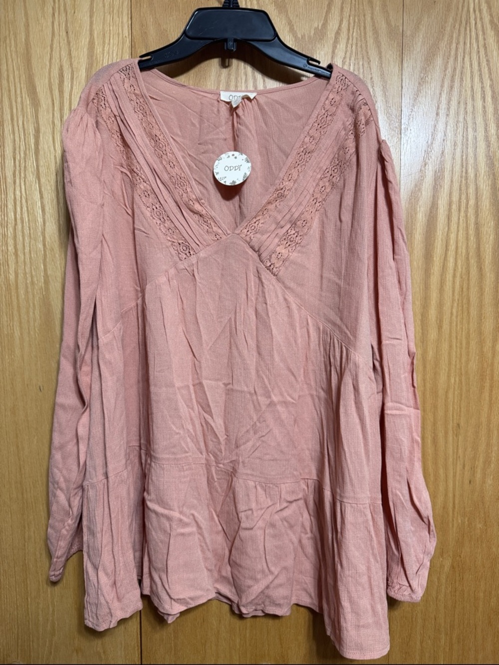 ODDY Dusty Rose/Peach Lace-Trim V-Neck Tunic Top